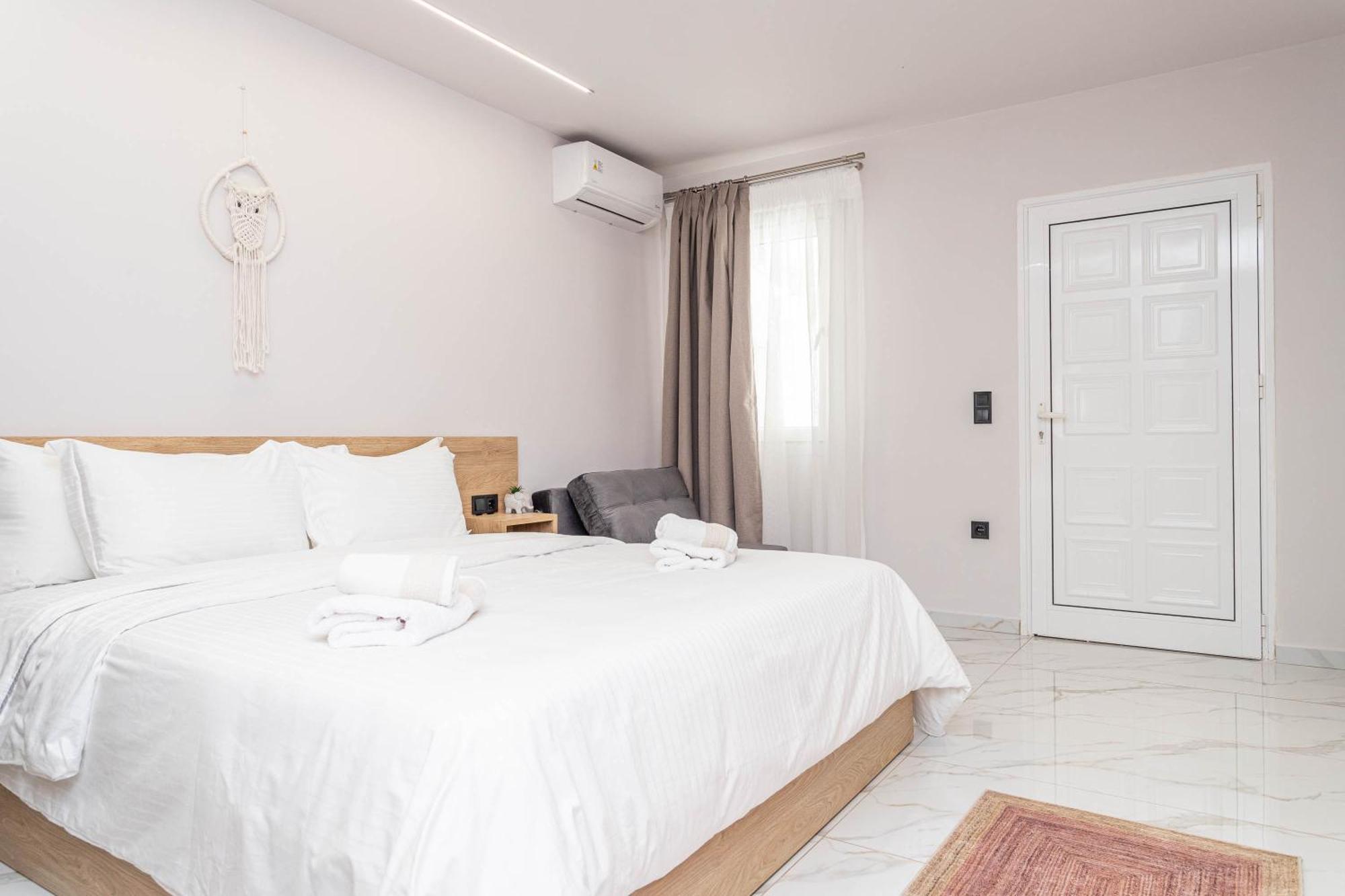 Sol Suites Пефкохори Экстерьер фото